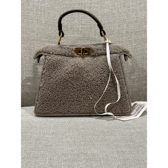Fendi Shearling Peekaboo Shoulder Bag – Brown Shearling, Gold Hardware, BNWT - Picture 2 of 12